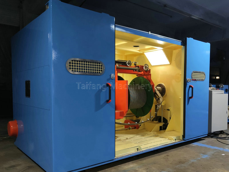 Ф1250型高速絞線(xiàn)機(jī)+放線(xiàn)架